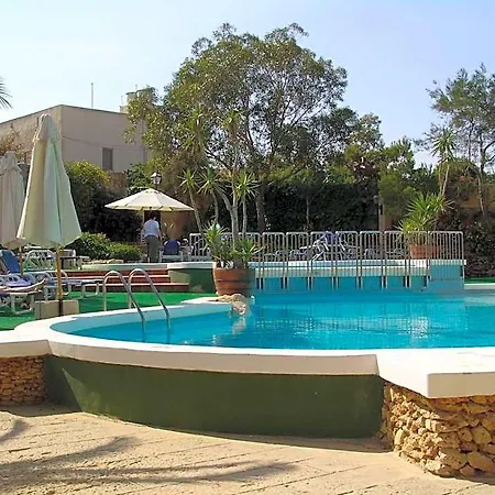 Hotel Cornucopia