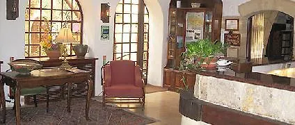 Hotel Cornucopia