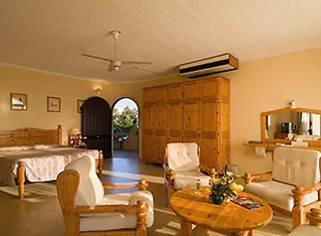 Cornucopia Hotel Xaghra